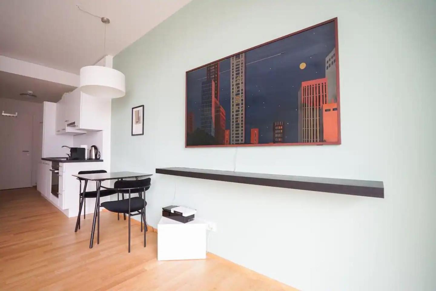Appartamento Exquisite Studio With Rooftop Pool Vienna Esterno foto